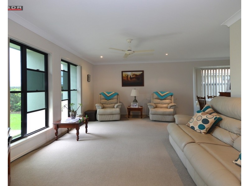 24 Louise Drive, Burrum Heads QLD 4659