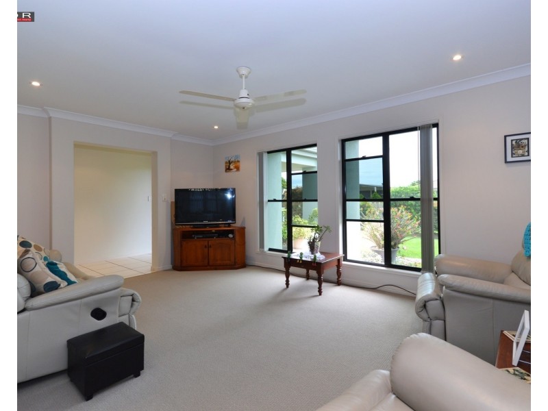 24 Louise Drive, Burrum Heads QLD 4659