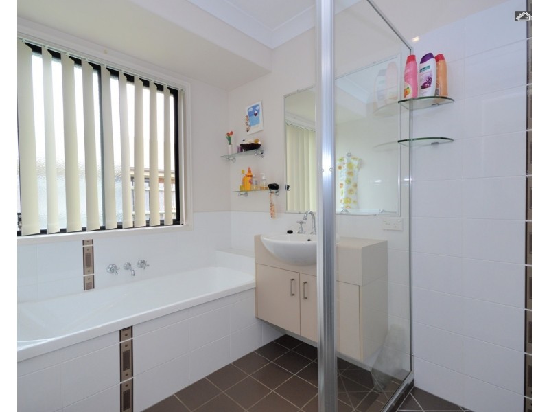 24 Louise Drive, Burrum Heads QLD 4659