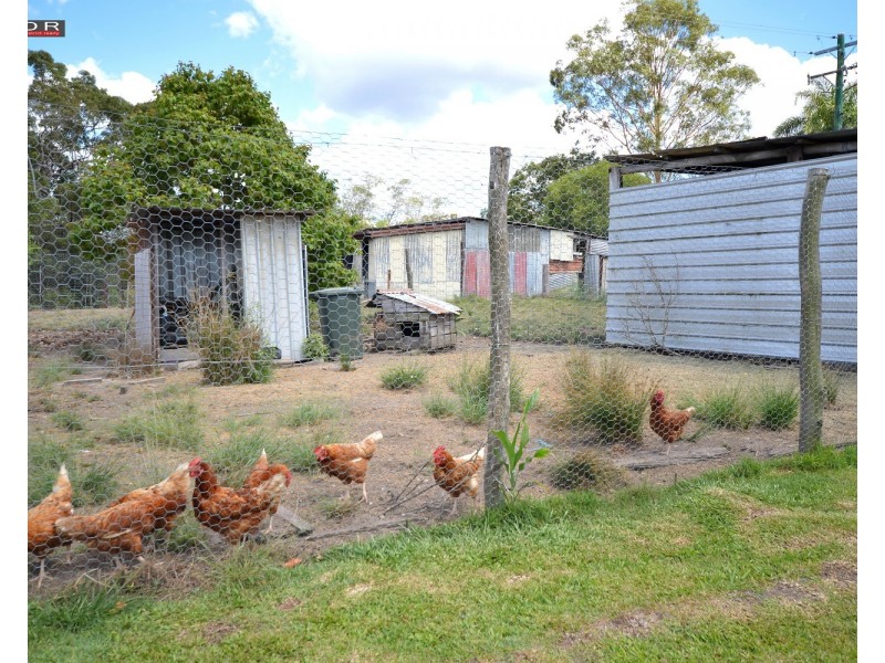 110 132 Government Rd, Burrum River QLD 4659
