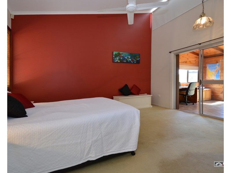 258 Pacific Haven Cct, Pacific Haven QLD 4659