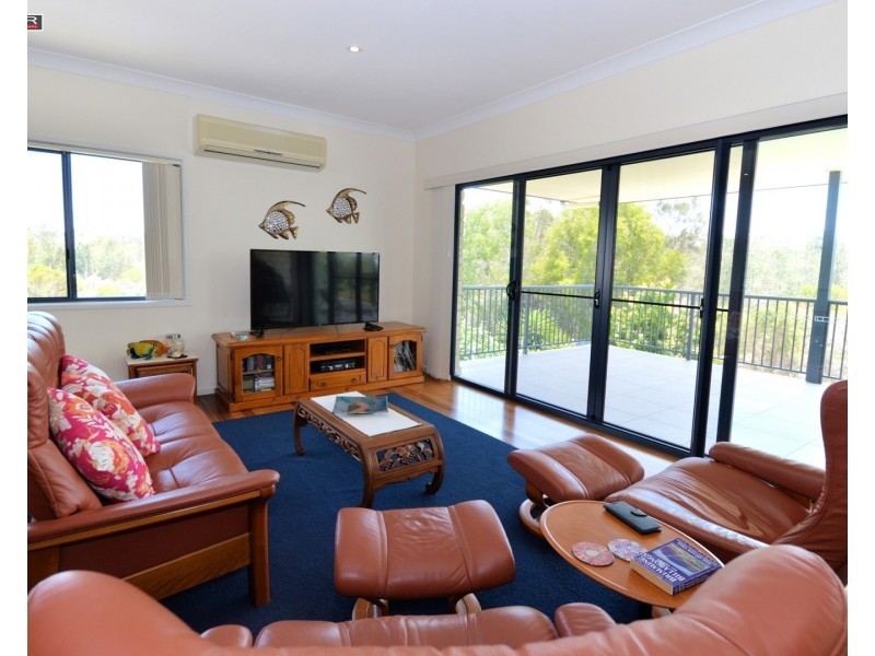 1 Tamarind Close, Burrum Heads QLD 4659