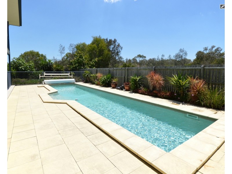 1 Tamarind Close, Burrum Heads QLD 4659