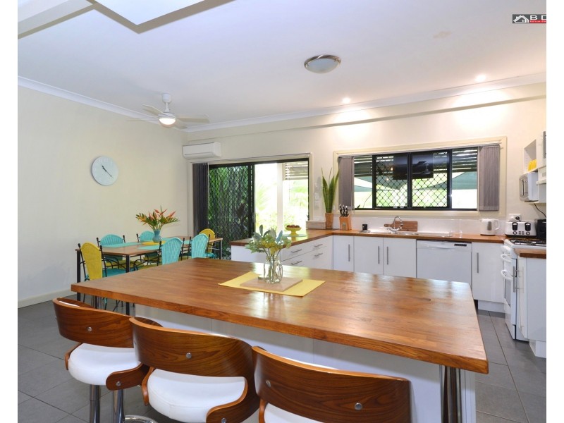 5-7 Roslyn Drive, Burrum Heads QLD 4659