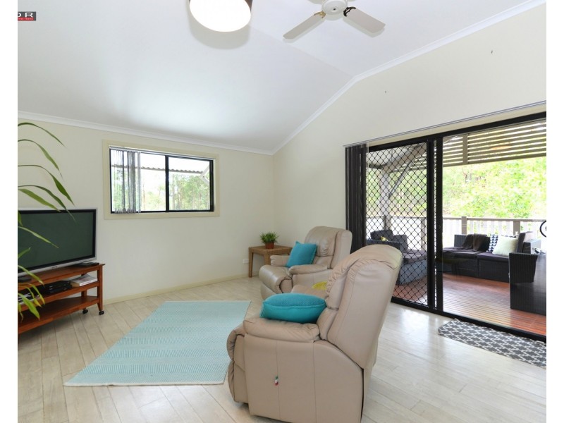 5-7 Roslyn Drive, Burrum Heads QLD 4659
