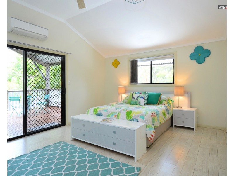 5-7 Roslyn Drive, Burrum Heads QLD 4659