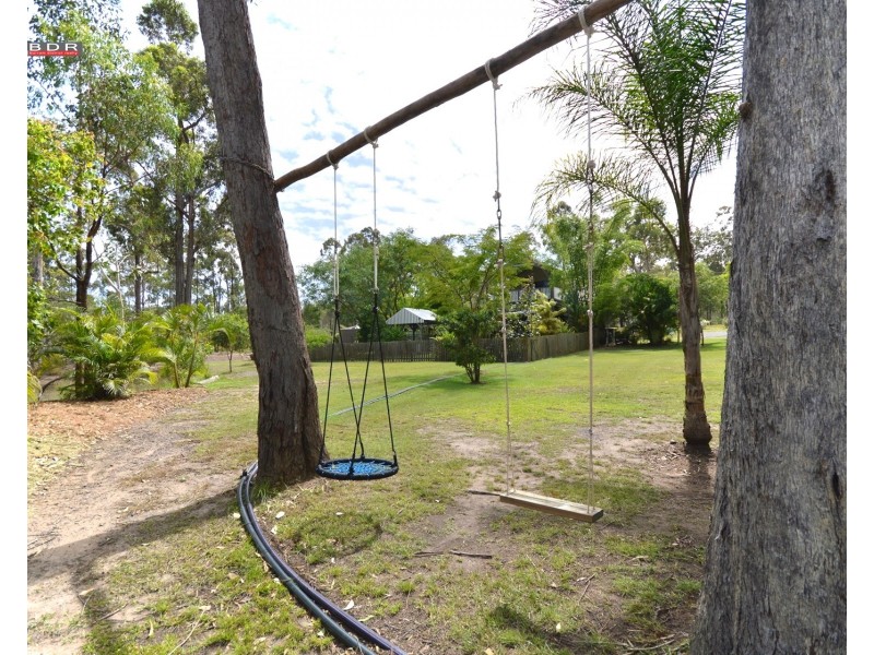 5-7 Roslyn Drive, Burrum Heads QLD 4659