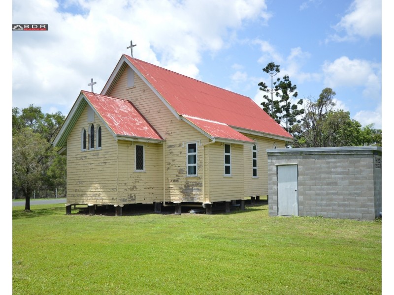 11 William St, Howard QLD 4659