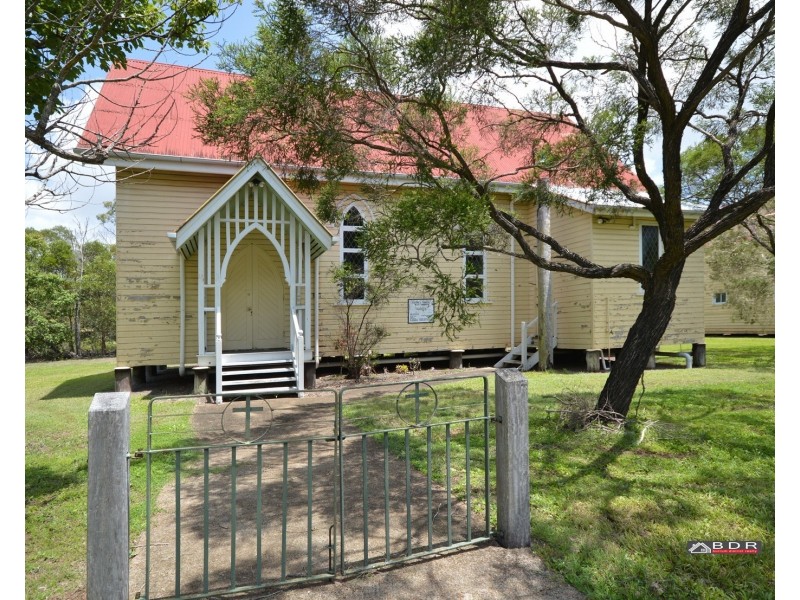 11 William St, Howard QLD 4659