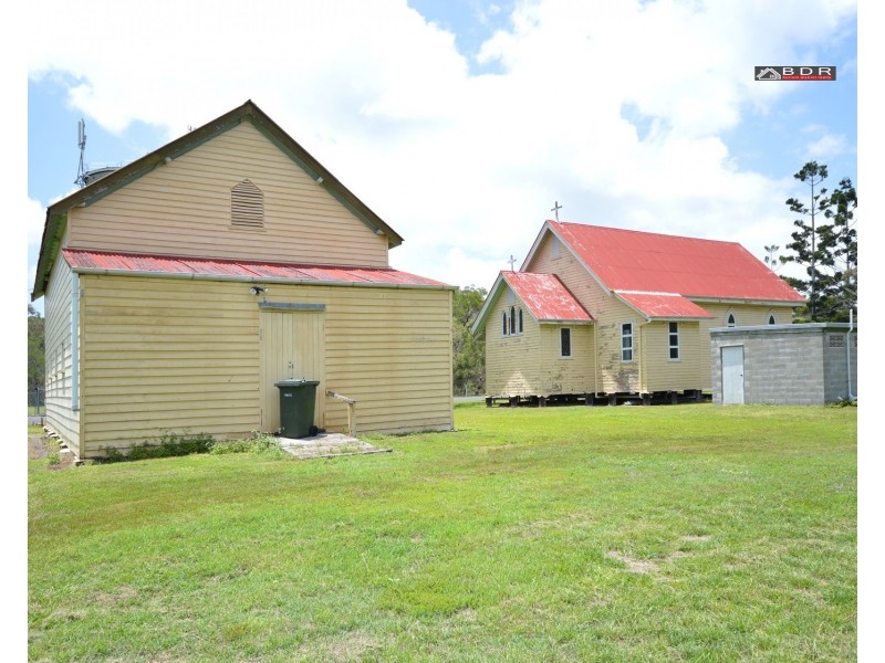 11 William St, Howard QLD 4659