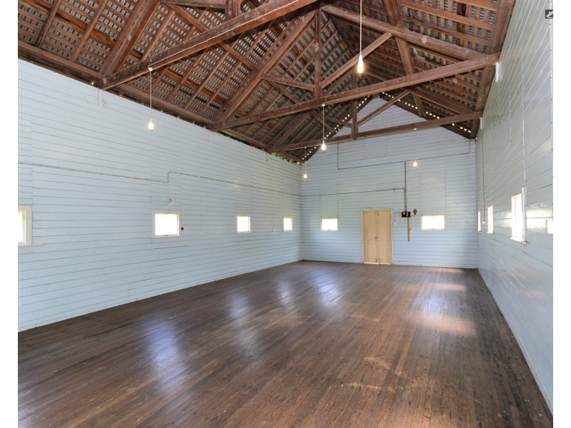 11 William St, Howard QLD 4659