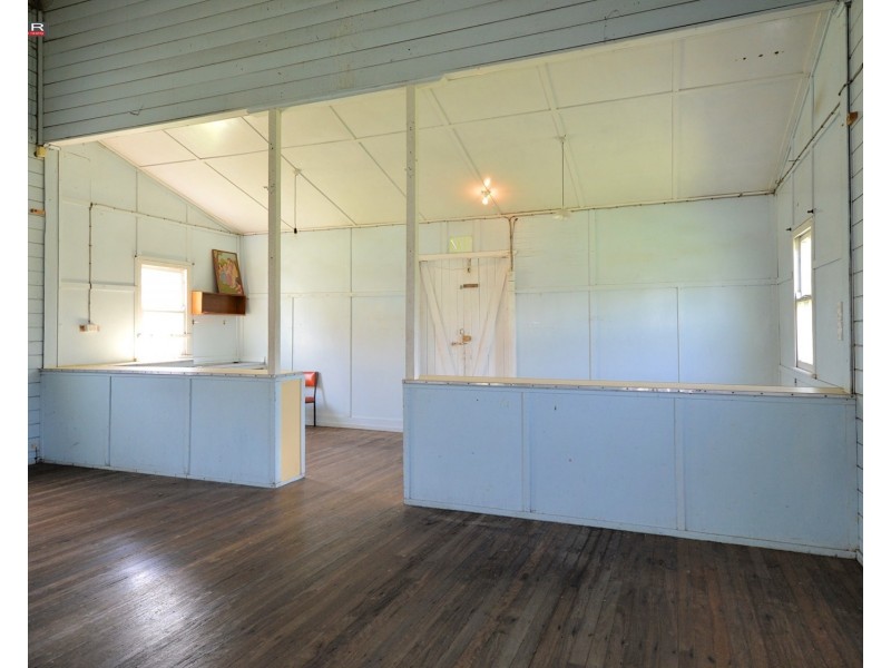 11 William St, Howard QLD 4659