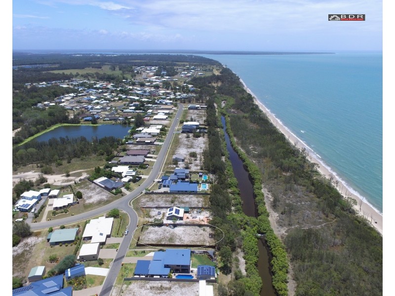 6 Eds Place, Burrum Heads QLD 4659