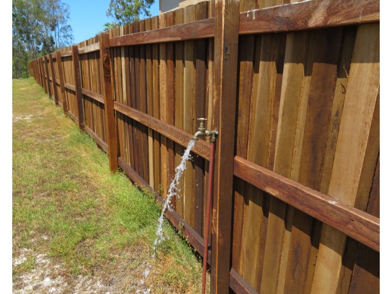 6 Eds Place, Burrum Heads QLD 4659