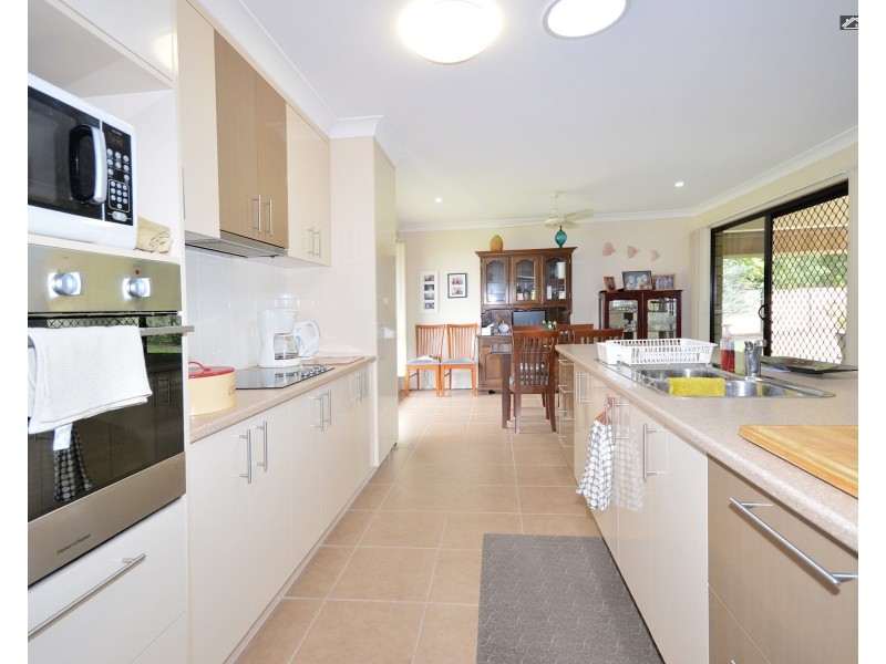 24 Noeme Street, Burrum Heads QLD 4659