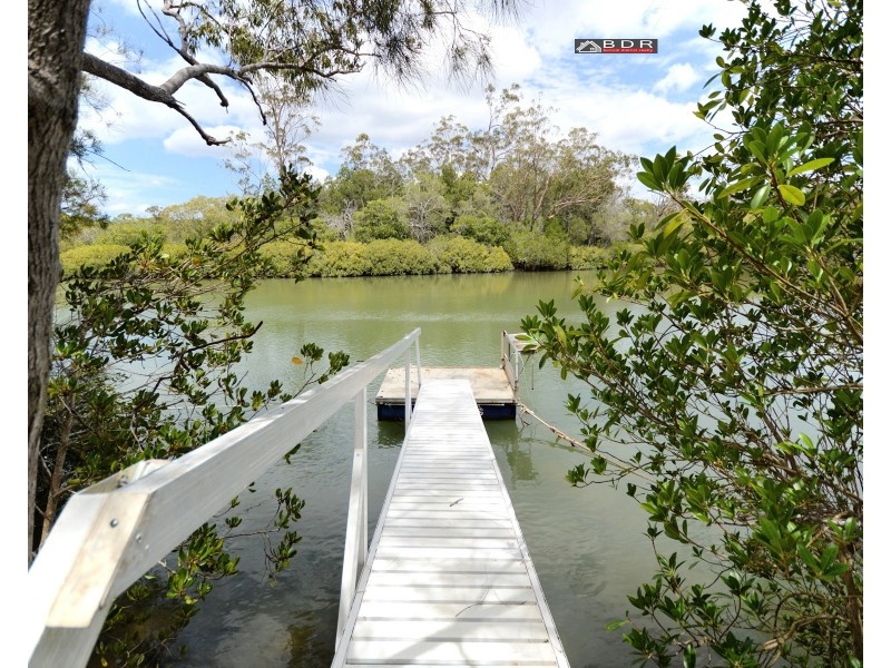 12 Jacqueline Drive, Pacific Haven QLD 4659