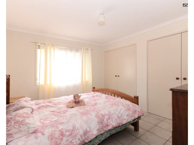 12 Jacqueline Drive, Pacific Haven QLD 4659