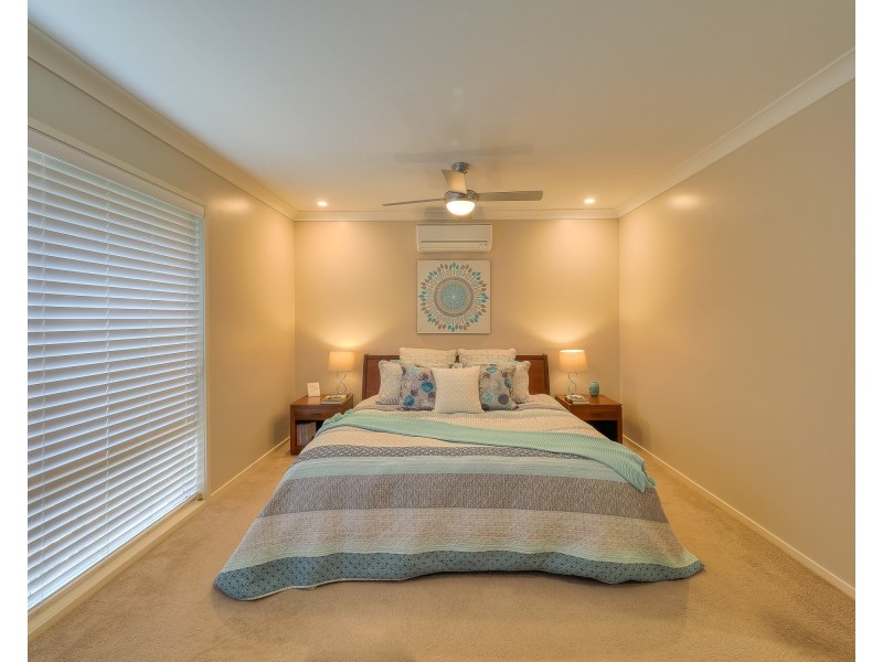 13 Fulmar Court, Burrum Heads QLD 4659