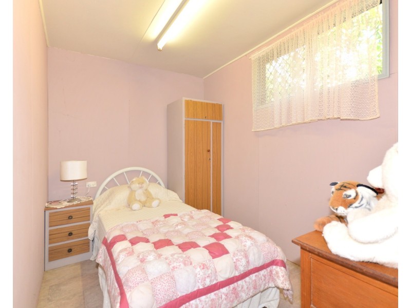 72 Watkins Street, Howard QLD 4659