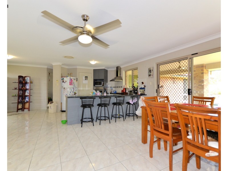 1 Birchwood Court, Burrum Heads QLD 4659