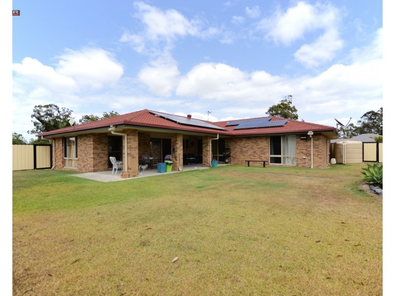 1 Birchwood Court, Burrum Heads QLD 4659