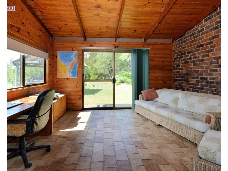 258 Pacific Haven Cct, Pacific Haven QLD 4659