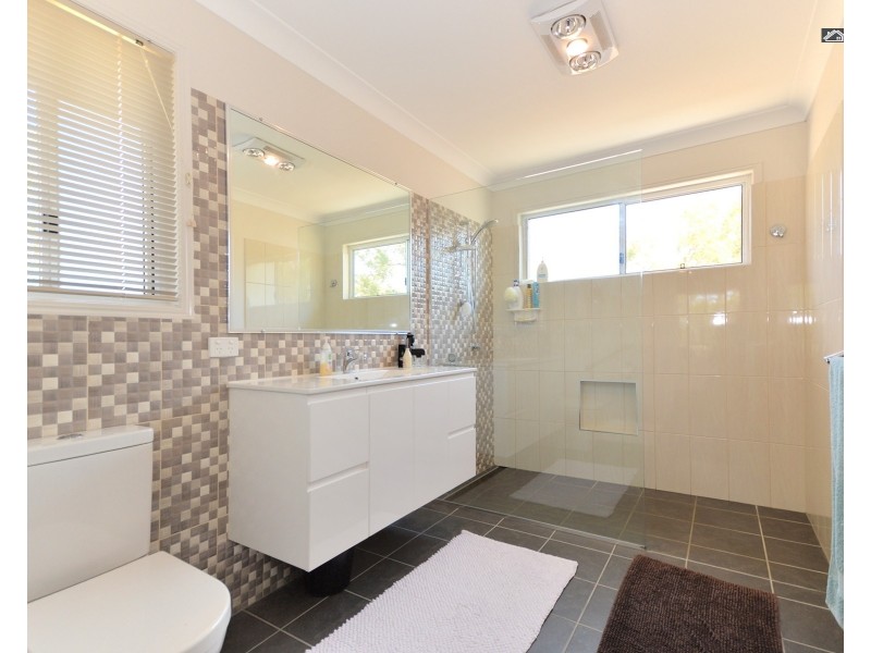 193 Pacific Haven Cct, Pacific Haven QLD 4659