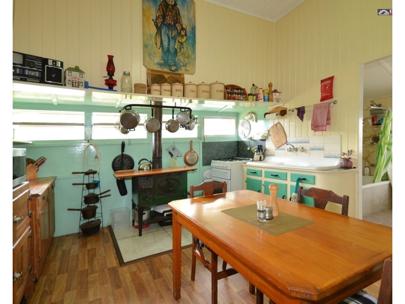 41 Thomas Street, Howard QLD 4659