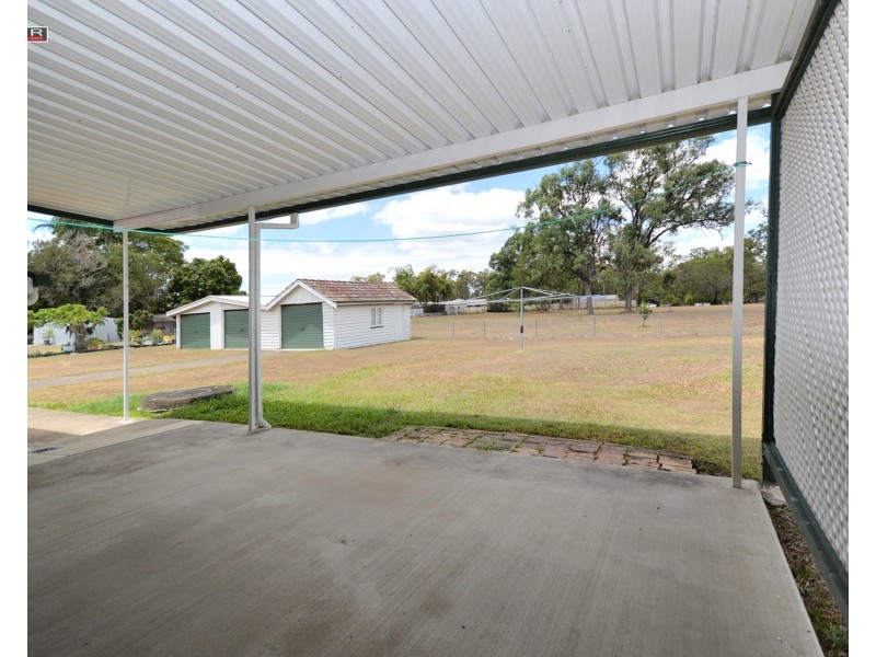 8 East Street, Howard QLD 4659