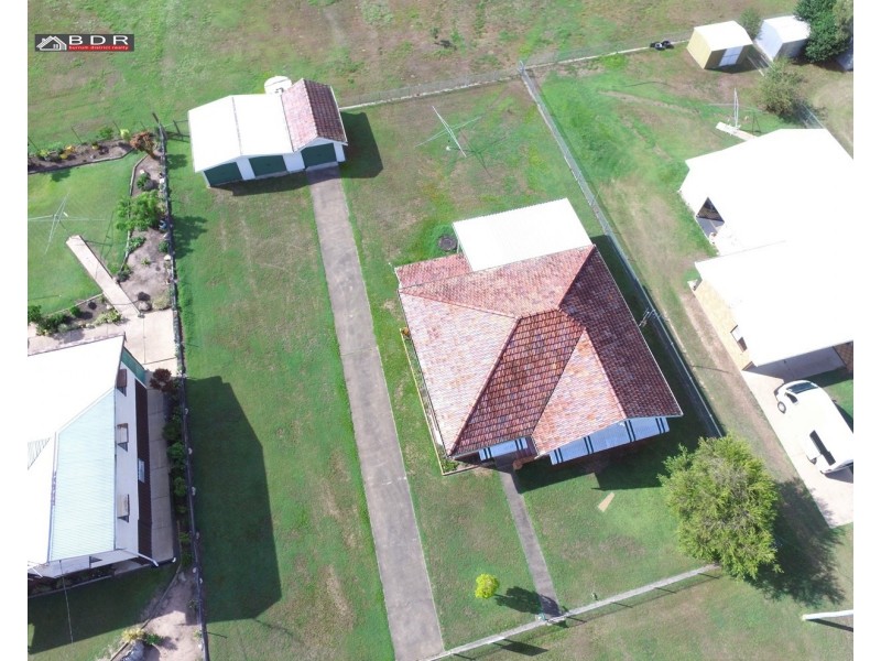 8 East Street, Howard QLD 4659