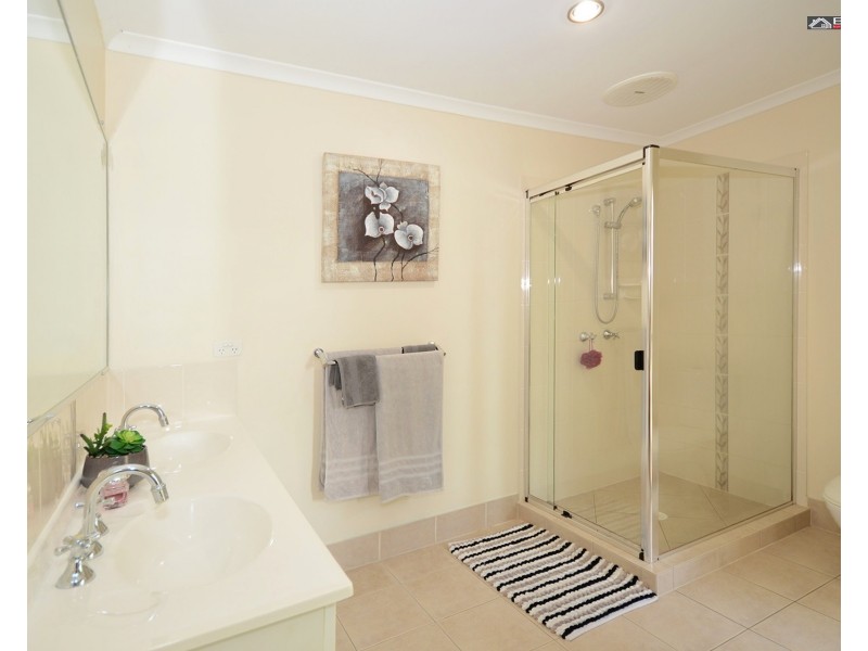 53 Sirenia Drive, Burrum Heads QLD 4659