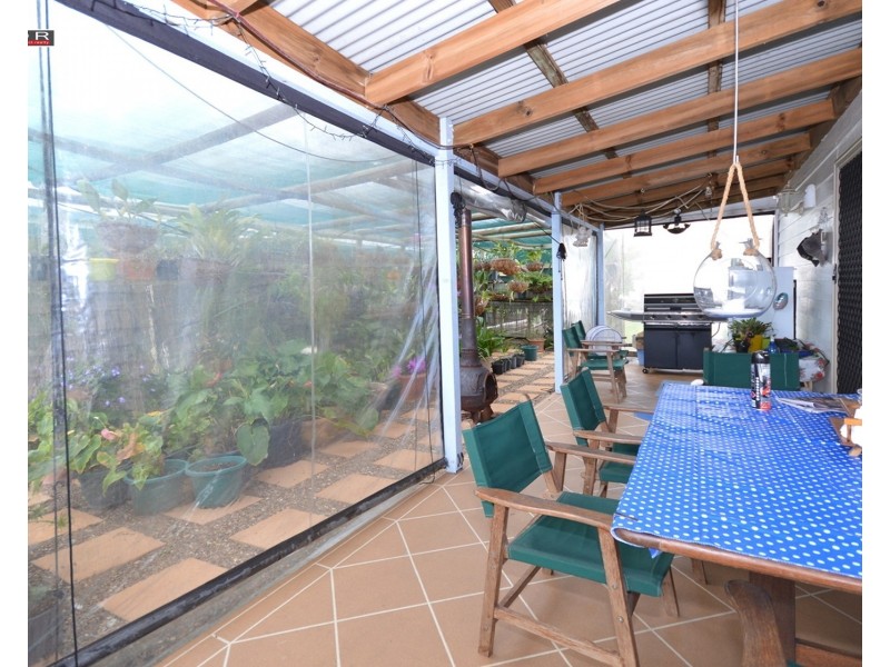 5 Smith Street, Buxton QLD 4660