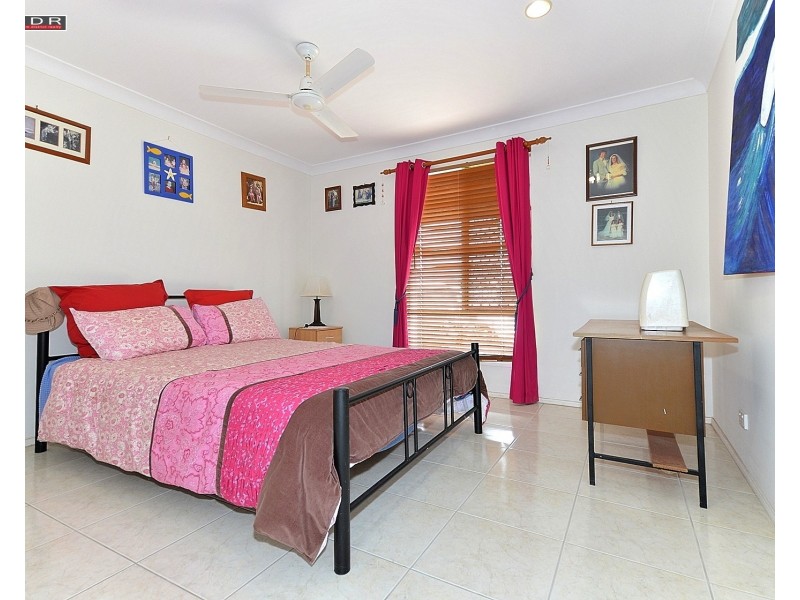 5 Smith Street, Buxton QLD 4660