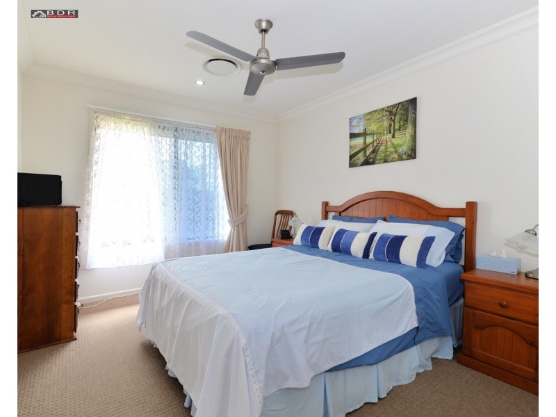 1 Eds Place, Burrum Heads QLD 4659