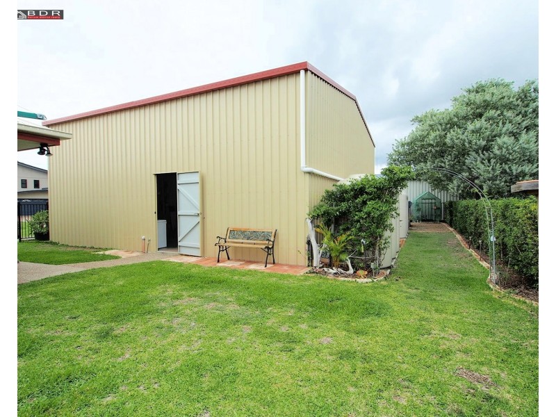 1 Eds Place, Burrum Heads QLD 4659
