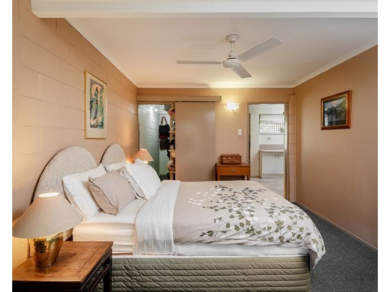 5 Newcastle Street, Burrum Town QLD 4659