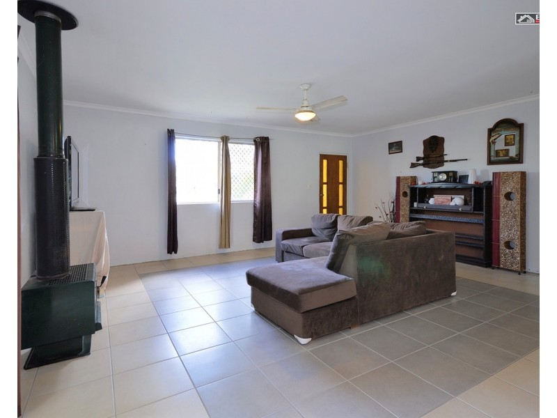 75 Hunter Street, Torbanlea QLD 4662