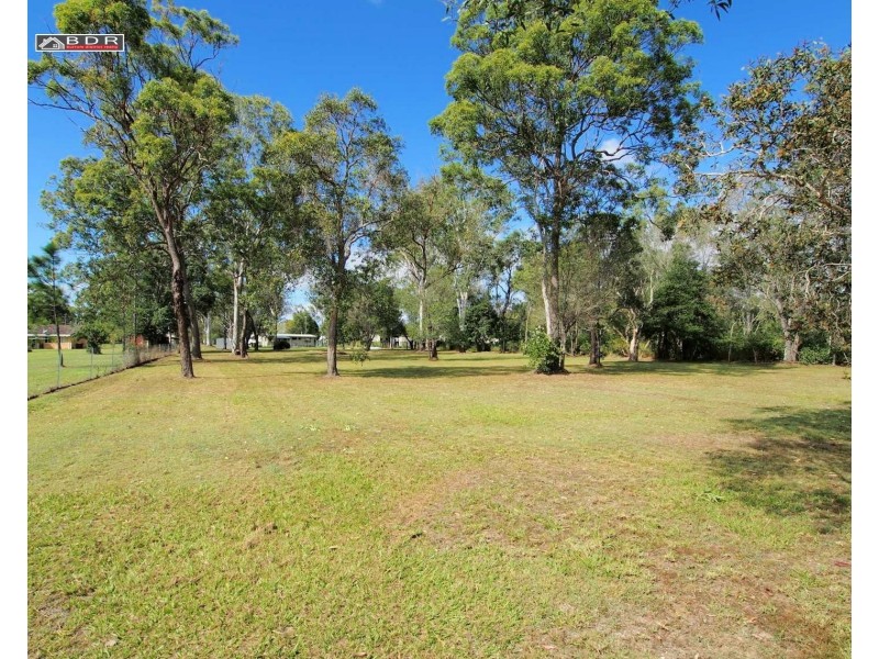6 Ward lane, Howard QLD 4659