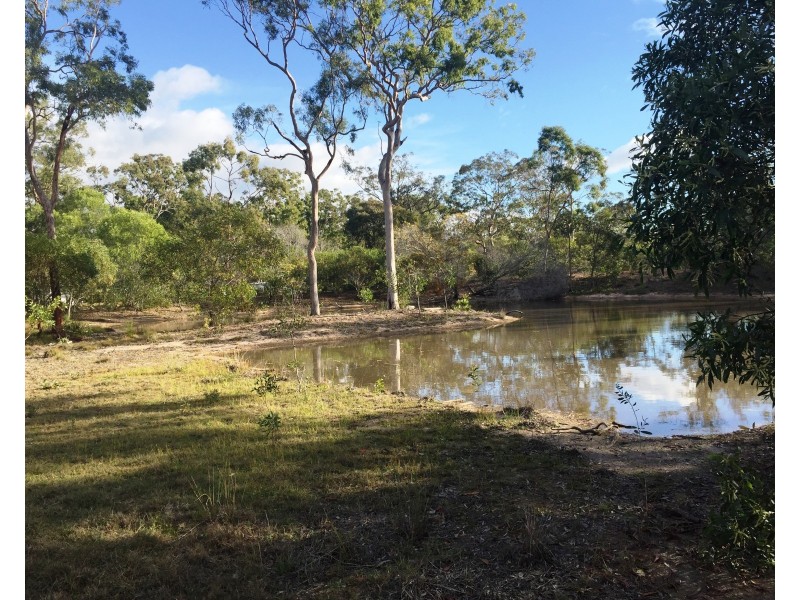 215 Pacific Haven Circuit, Pacific Haven QLD 4659