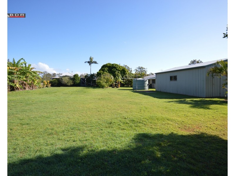 12 Robert Street, Torbanlea QLD 4662