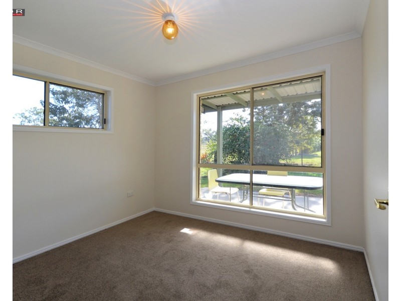 12 Robert Street, Torbanlea QLD 4662