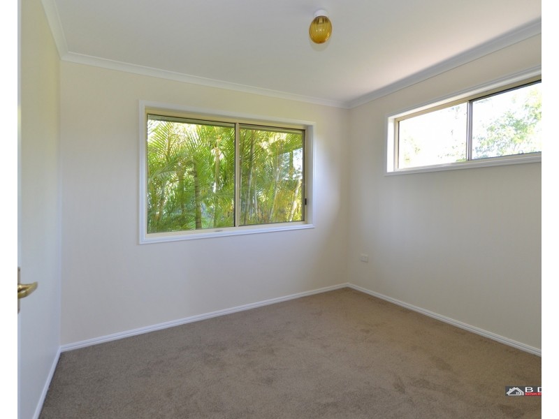 12 Robert Street, Torbanlea QLD 4662