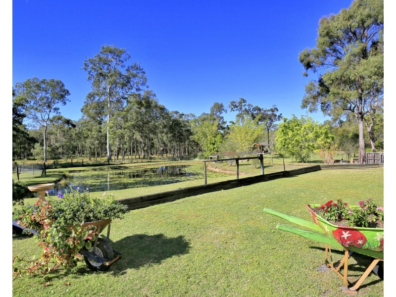 34 East Street, Howard QLD 4659