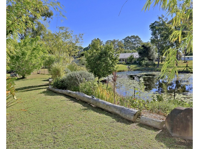 34 East Street, Howard QLD 4659