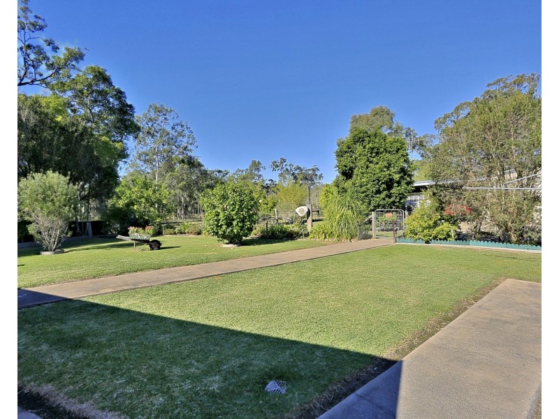 34 East Street, Howard QLD 4659