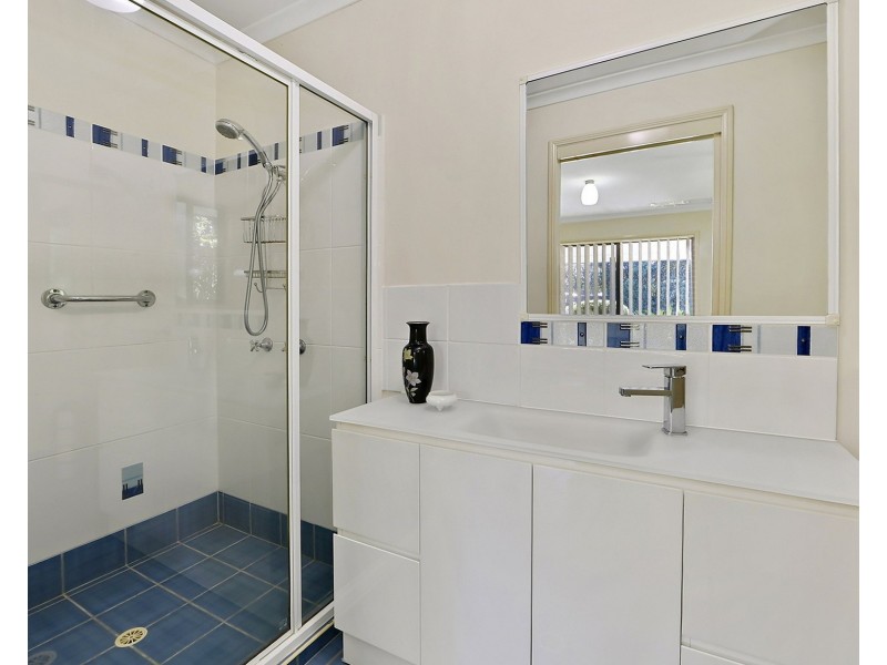 34 East Street, Howard QLD 4659