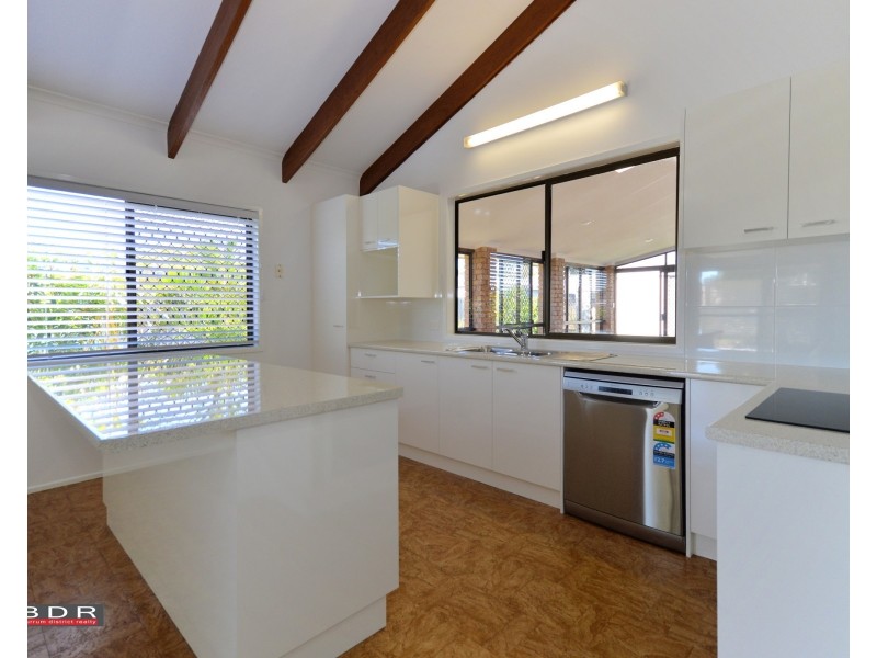 23 Howard St, Burrum Heads QLD 4659