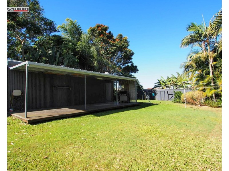 6 Arthur St, Howard QLD 4659