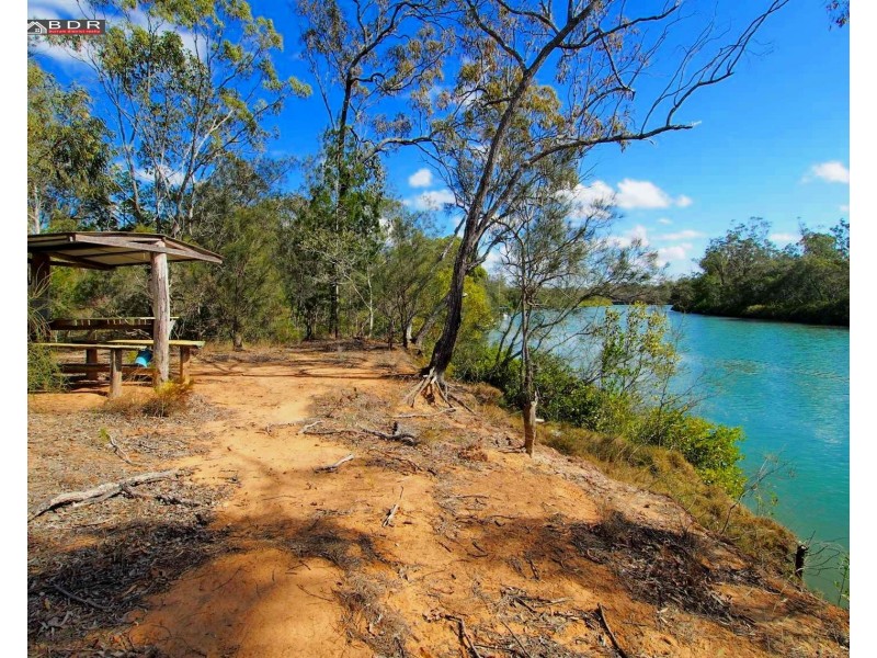 11 Island Close, Pacific Haven QLD 4659
