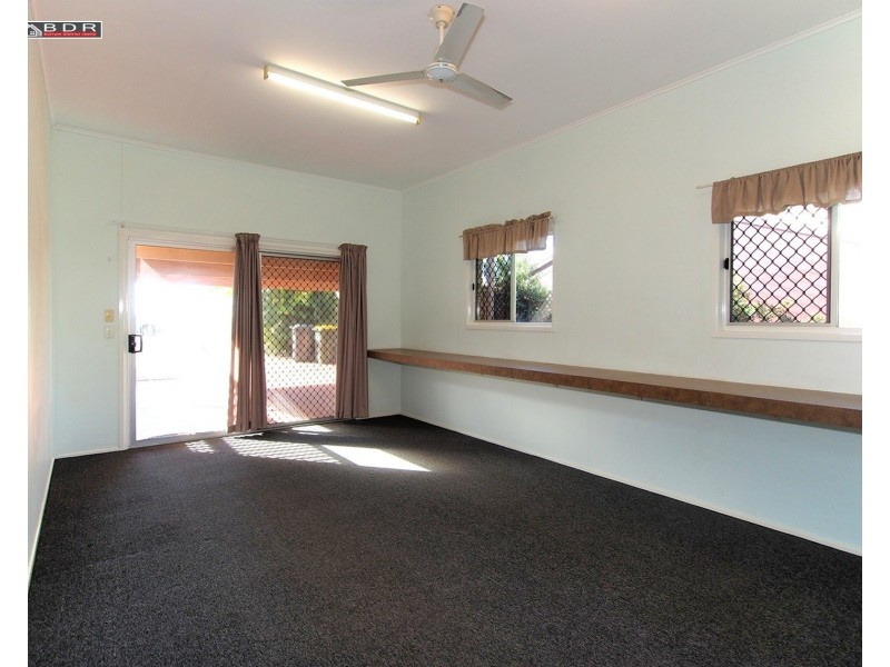 54 Broadhurst St, Childers QLD 4660